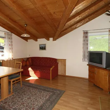 Holiday Flat Sabina, Hippach Im Zillertal Appartement Muhlen (Tyrol)